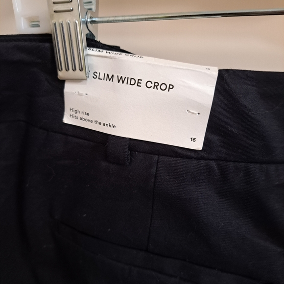Ann Taylor Factory Navy Slim Wide Cropped Leg with Goldtone  Buttons Sz 16 Pants - Picture 8 of 10